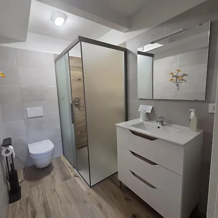 Marta Apartment *